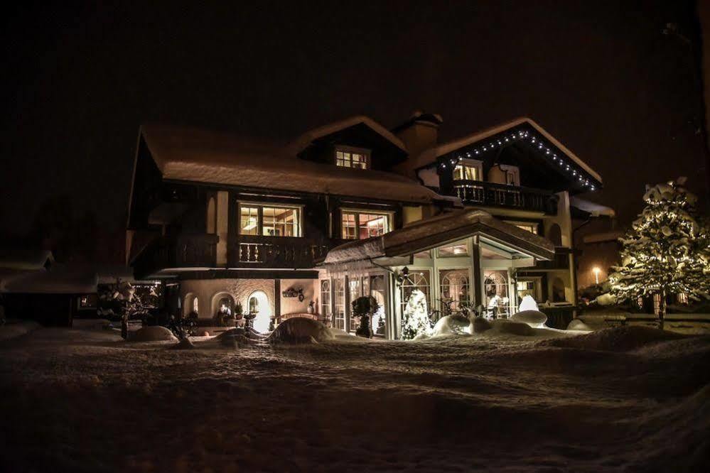 Haus Susanne - Top-Ferienwohnungen - Sommer-Bergbahn Inklusive Obermaiselstein Exterior foto